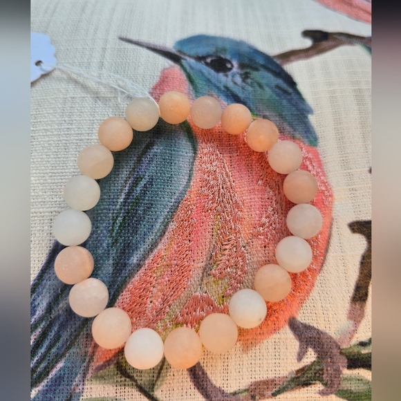 🐰SALE🐰 10mm Matte Pink Adventurine Bracelet - Picture 6 of 10